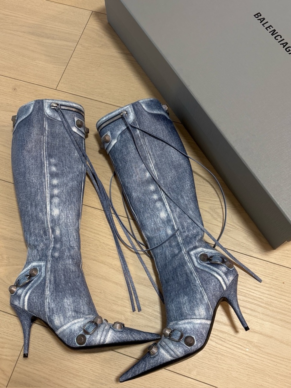 Balenciaga Washed Denim Knee-High Pointed-Toe Boots in Blue
